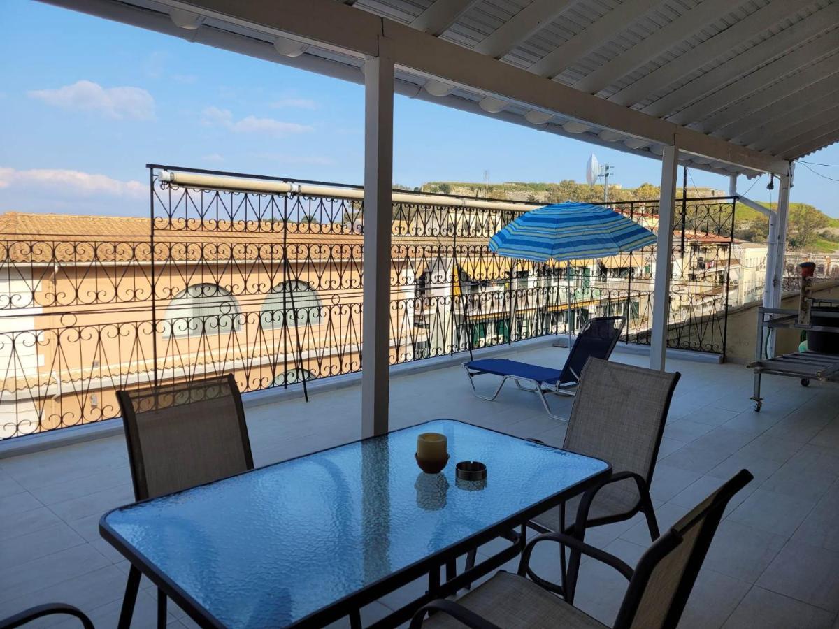 Kiki'S Penthouse Apartamento Corfu  Exterior foto