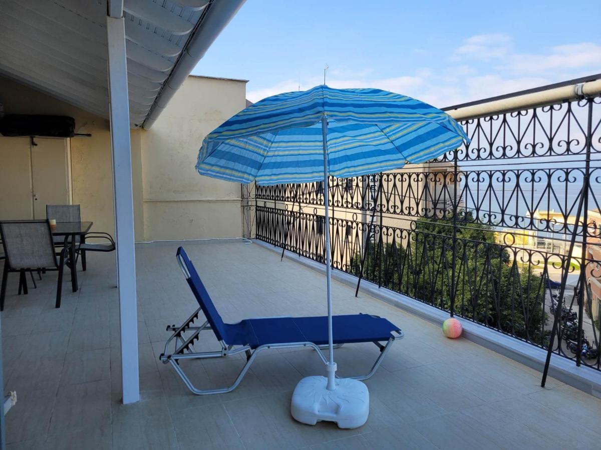 Kiki'S Penthouse Apartamento Corfu  Exterior foto