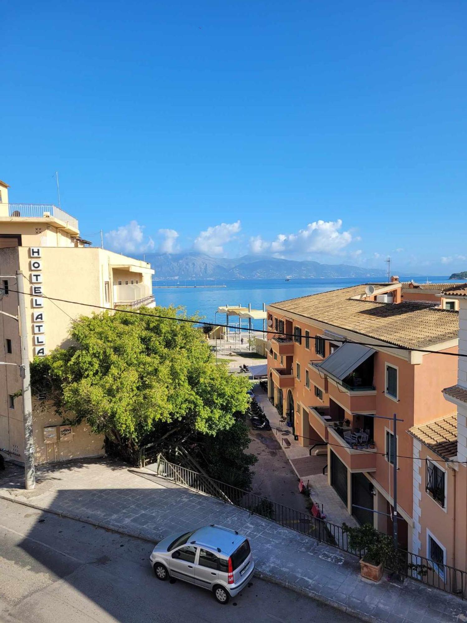 Kiki'S Penthouse Apartamento Corfu  Exterior foto